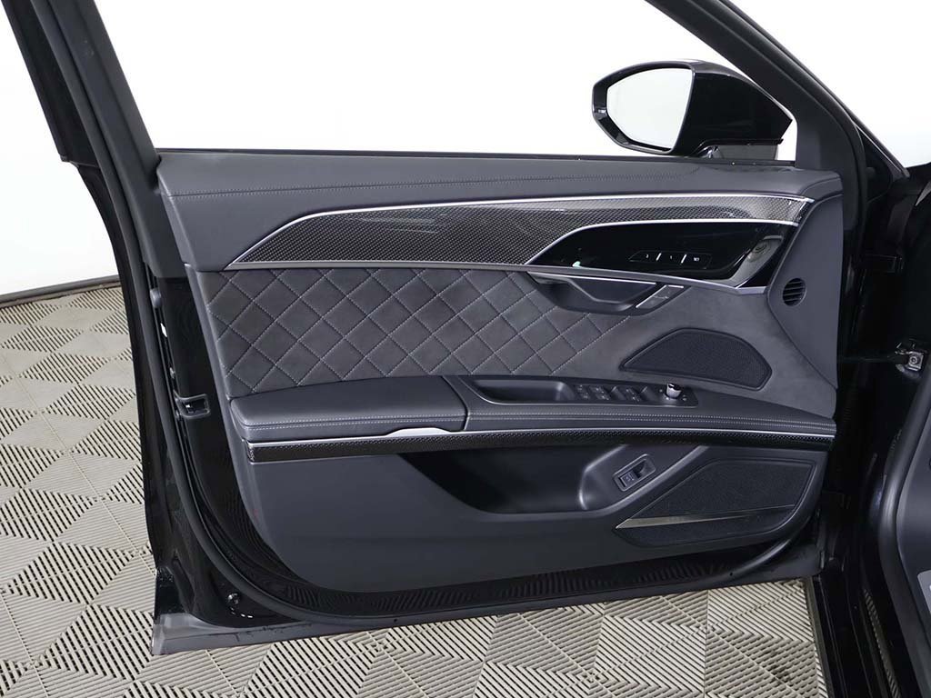 Used 2023 Audi S8 w/ S8 Black Optic Plus Package image 25