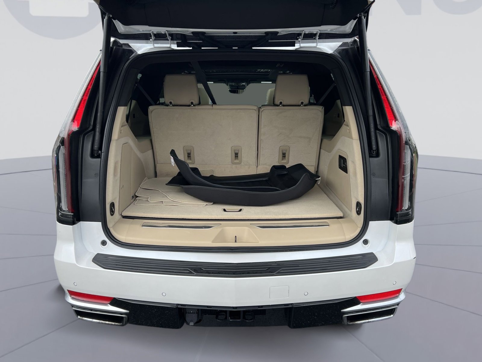 Used 2024 Cadillac Escalade ESV Premium Luxury image 26