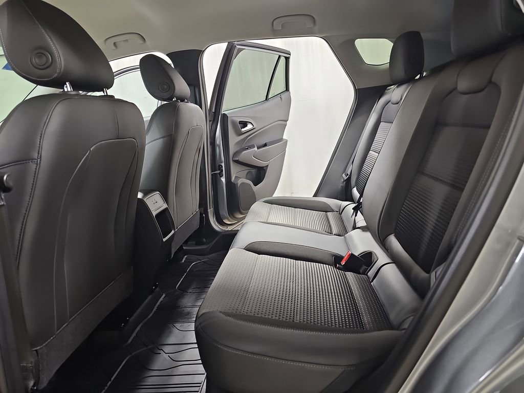 Certified 2024 Chevrolet Trax LT w/ Driver Confidence Package image 17