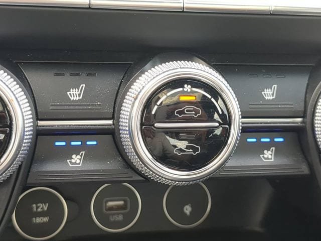 Used 2023 Genesis G70 2.0T w/ Sport Advanced Package RWD image 22
