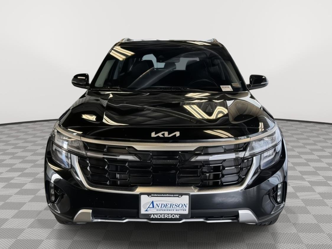 Used 2024 Kia Seltos SX w/ SX Sunroof Package image 4