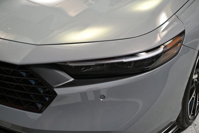 Used 2025 Honda Accord Touring image 14