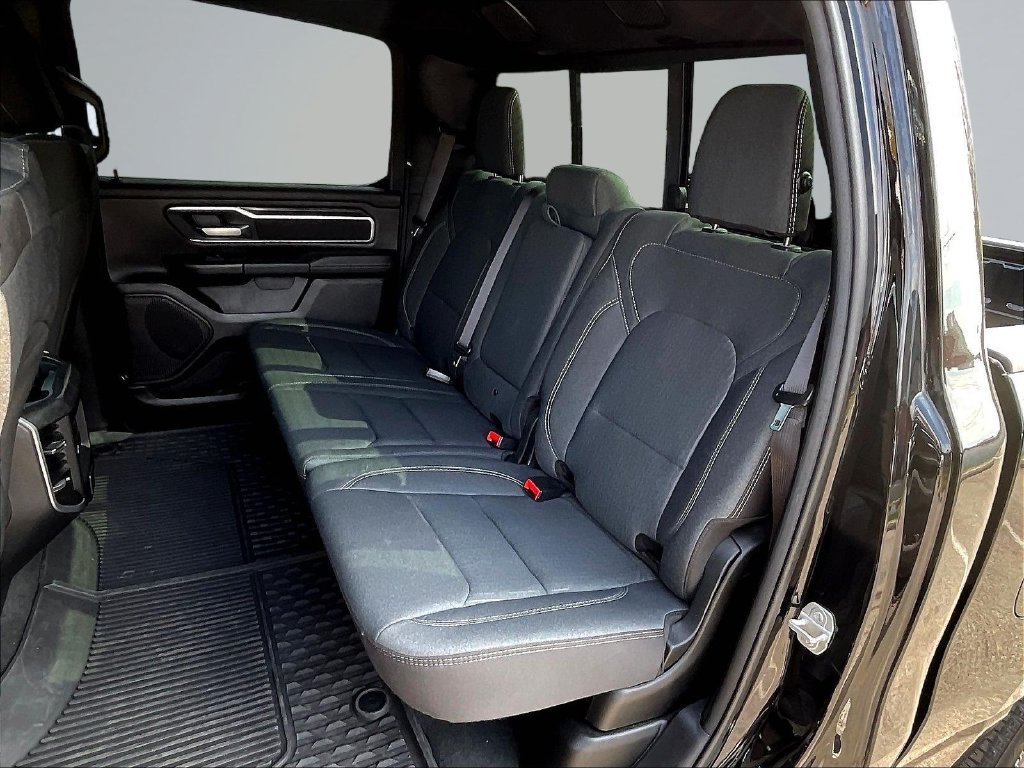Used 2023 RAM 1500 Big Horn AWD/4WD image 25