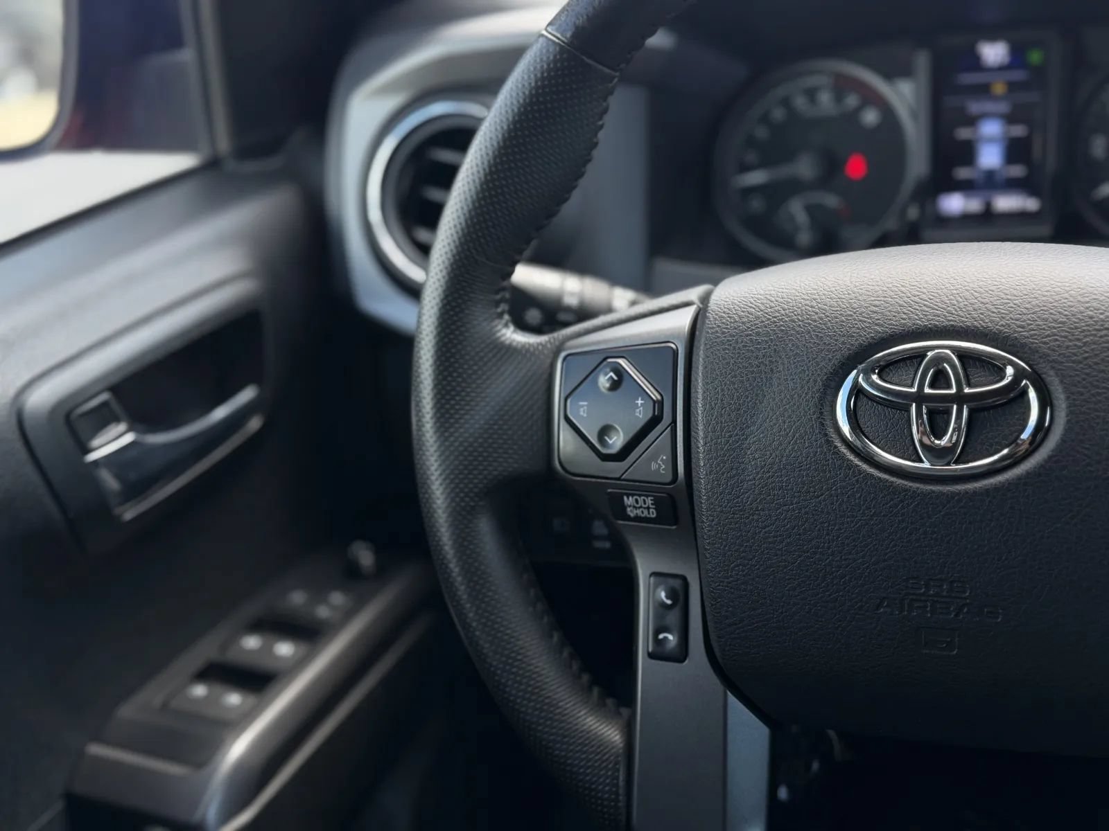 Used 2023 Toyota Tacoma TRD Pro AWD/4WD image 23