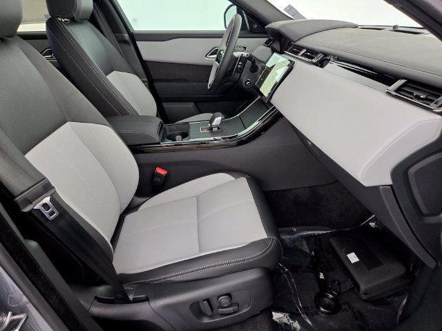 New 2026 Land Rover Range Rover Velar Belgravia AWD/4WD image 3