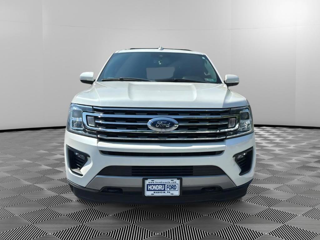 Used 2019 Ford Expedition XLT w/ Equipment Group 202A AWD/4WD image 7