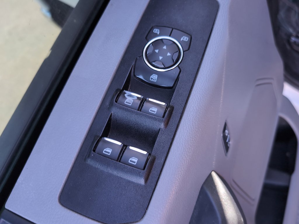 Used 2020 Ford F250 XL w/ STX Appearance Package image 10