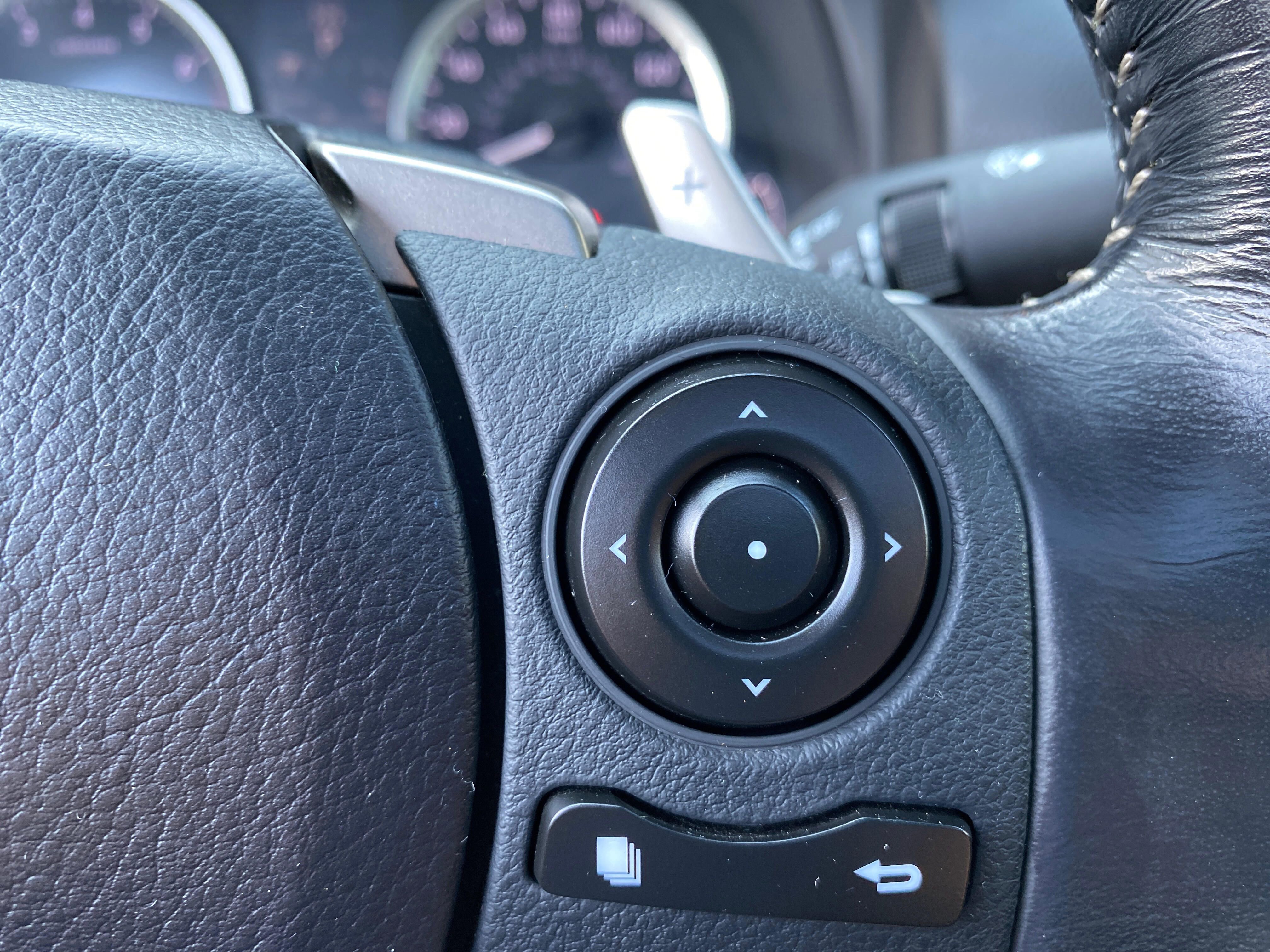 Used 2016 Lexus IS 300 AWD image 26