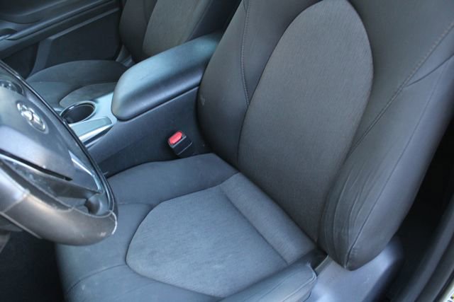 Used 2018 Toyota Camry LE image 5