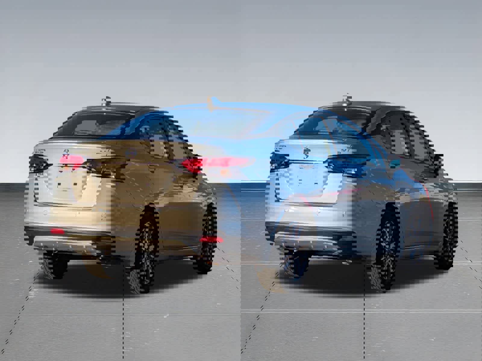 Used 2020 Nissan Versa SV image 6