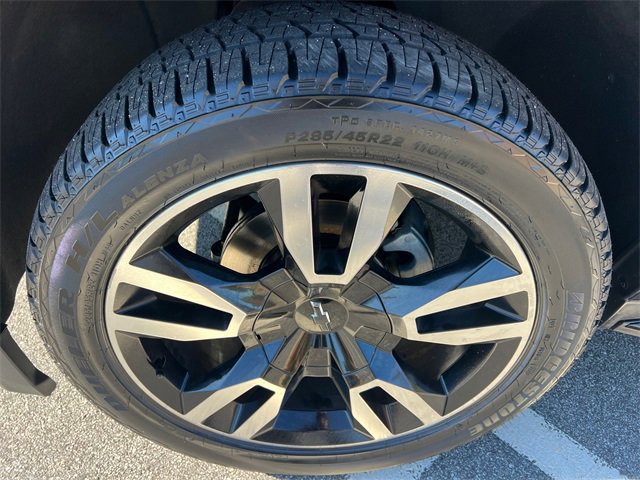 Used 2019 Chevrolet Suburban Premier image 11