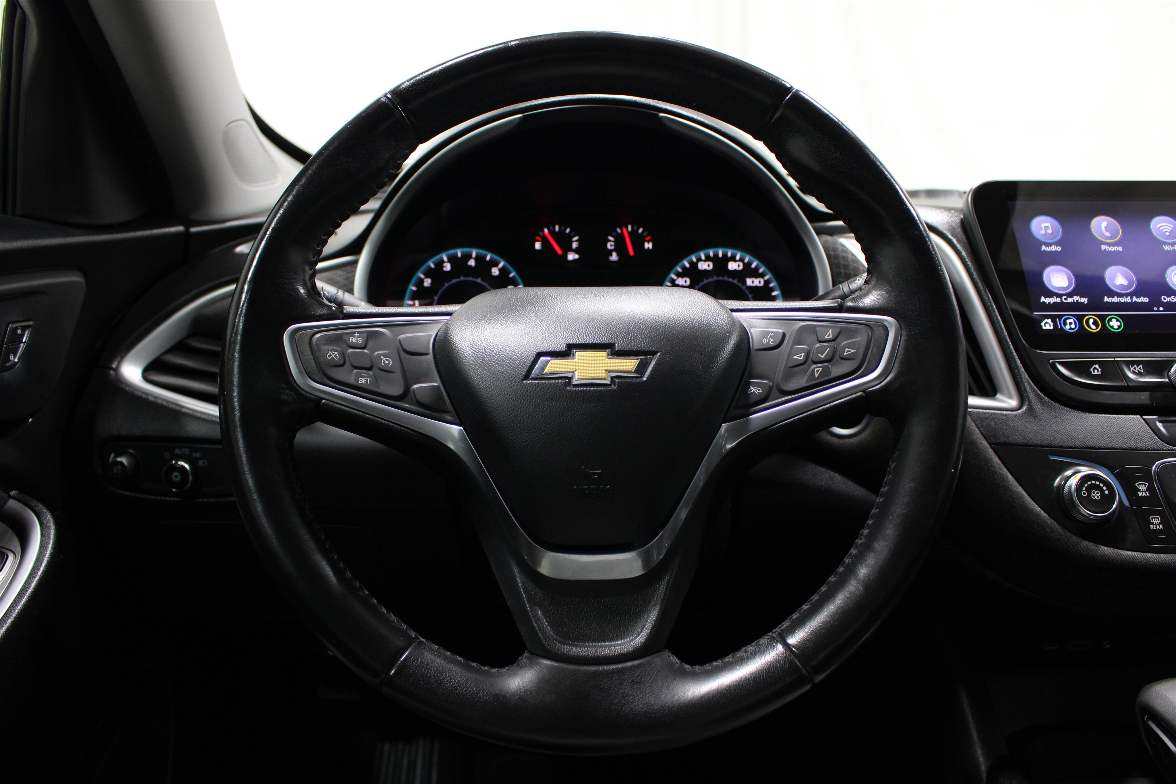 Used 2021 Chevrolet Malibu RS FWD image 11
