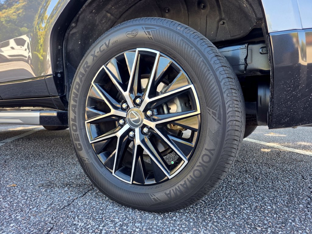 Used 2024 Lexus GX 550 AWD/4WD image 33
