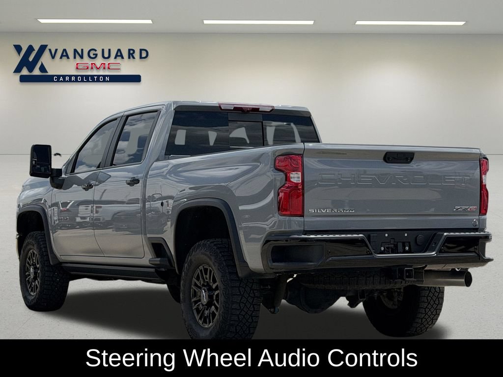 Used 2024 Chevrolet Silverado 2500 ZR2 w/ Technology Package AWD/4WD image 7