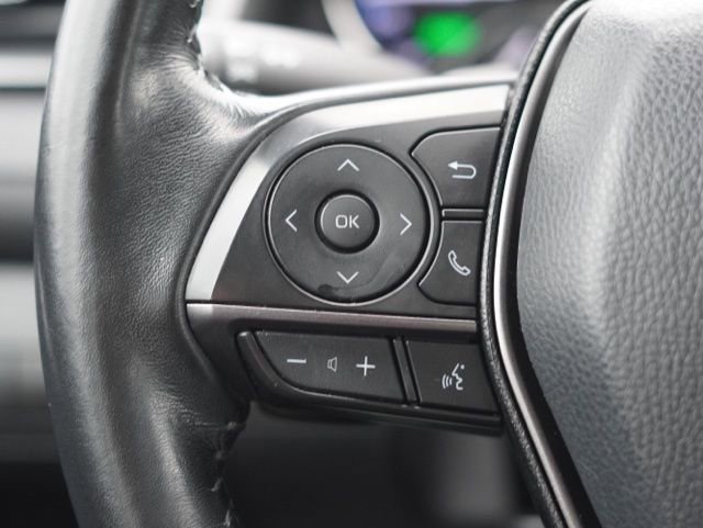 Used 2022 Toyota Camry XSE image 22