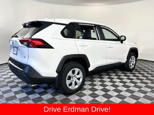 Certified 2025 Toyota RAV4 LE FWD image 22