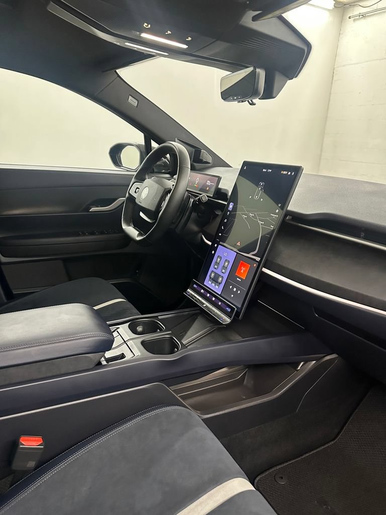 Used 2023 Fisker Ocean One AWD/4WD image 36