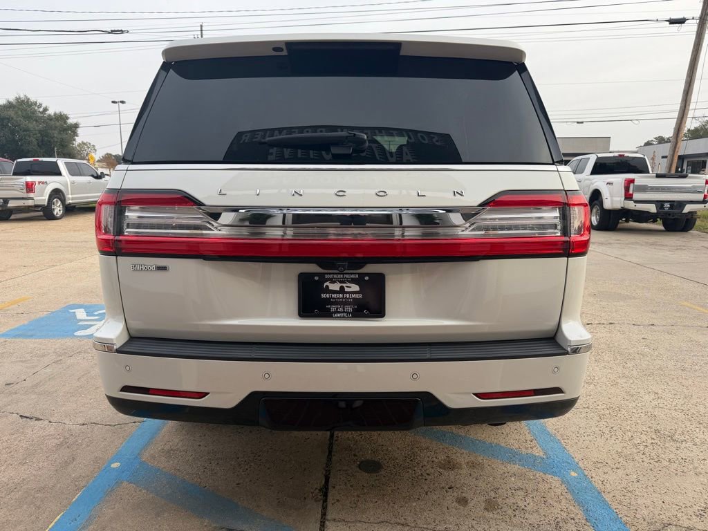 Used 2021 Lincoln Navigator Reserve w/ Luxury Package image 6