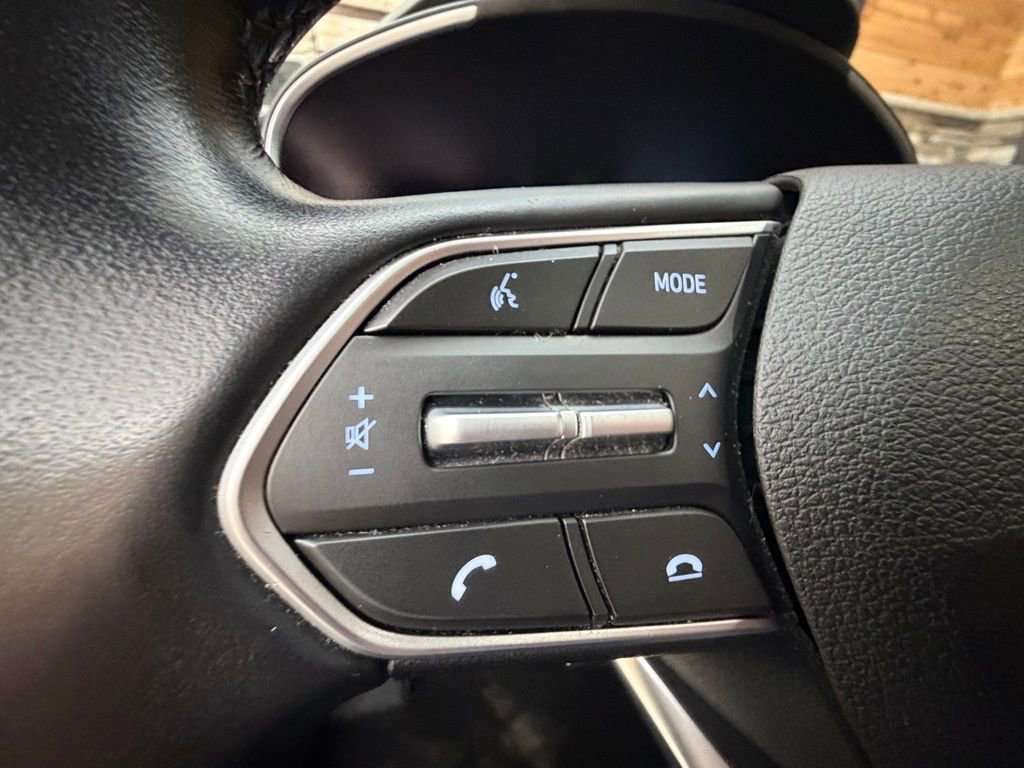 Used 2022 Hyundai Santa Fe Limited image 23