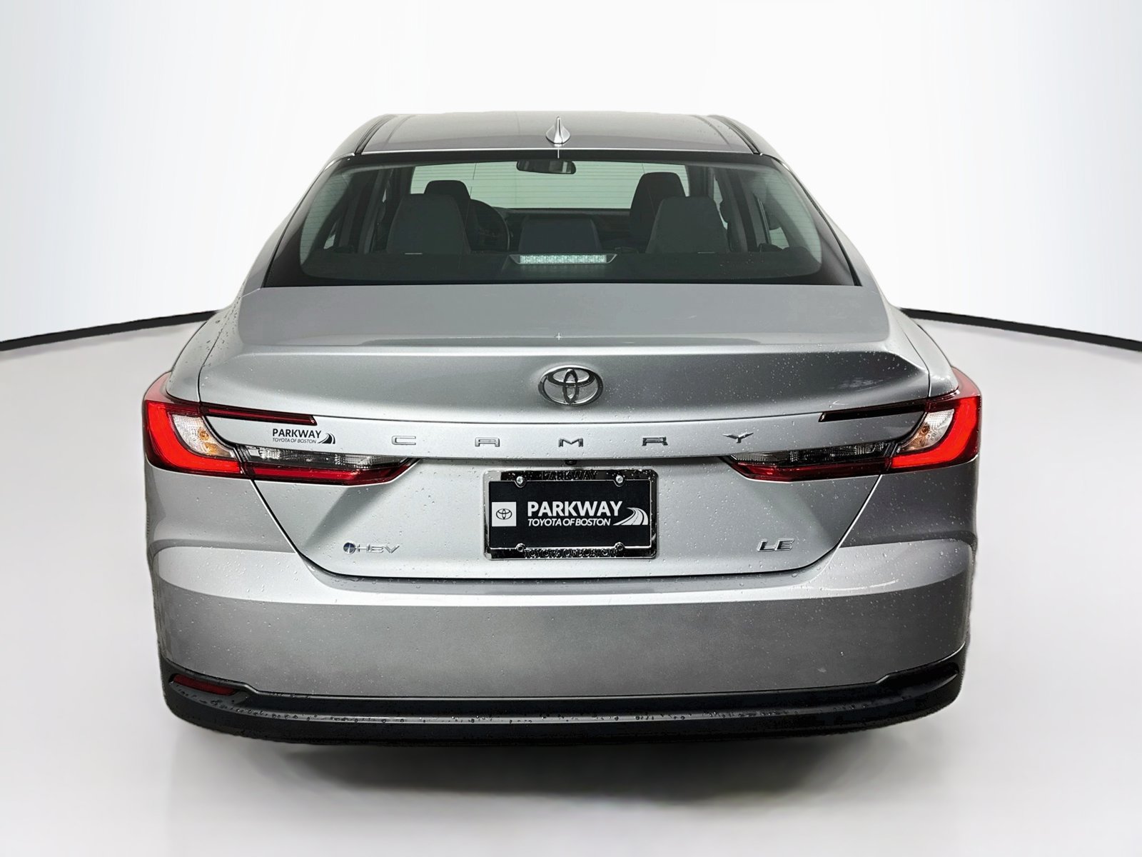 Used 2025 Toyota Camry LE FWD image 6