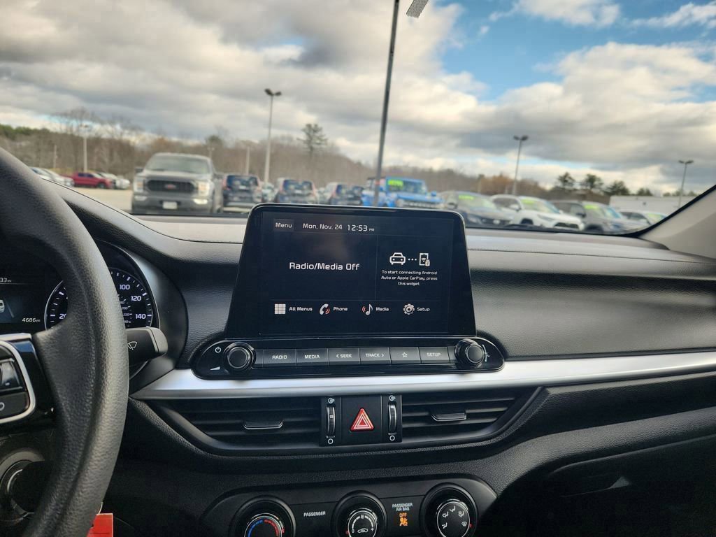 Certified 2023 Kia Forte LXS w/ LXS Technology Package image 17