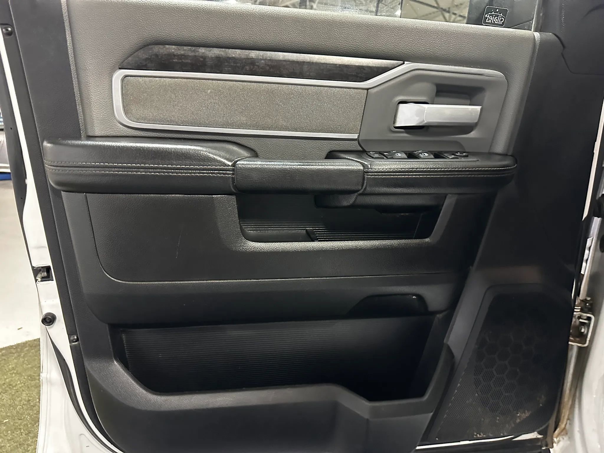 Used 2019 RAM 3500 Big Horn AWD/4WD image 12