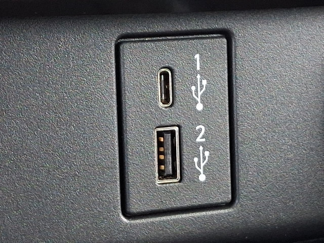 Used 2025 Nissan Leaf S FWD image 15