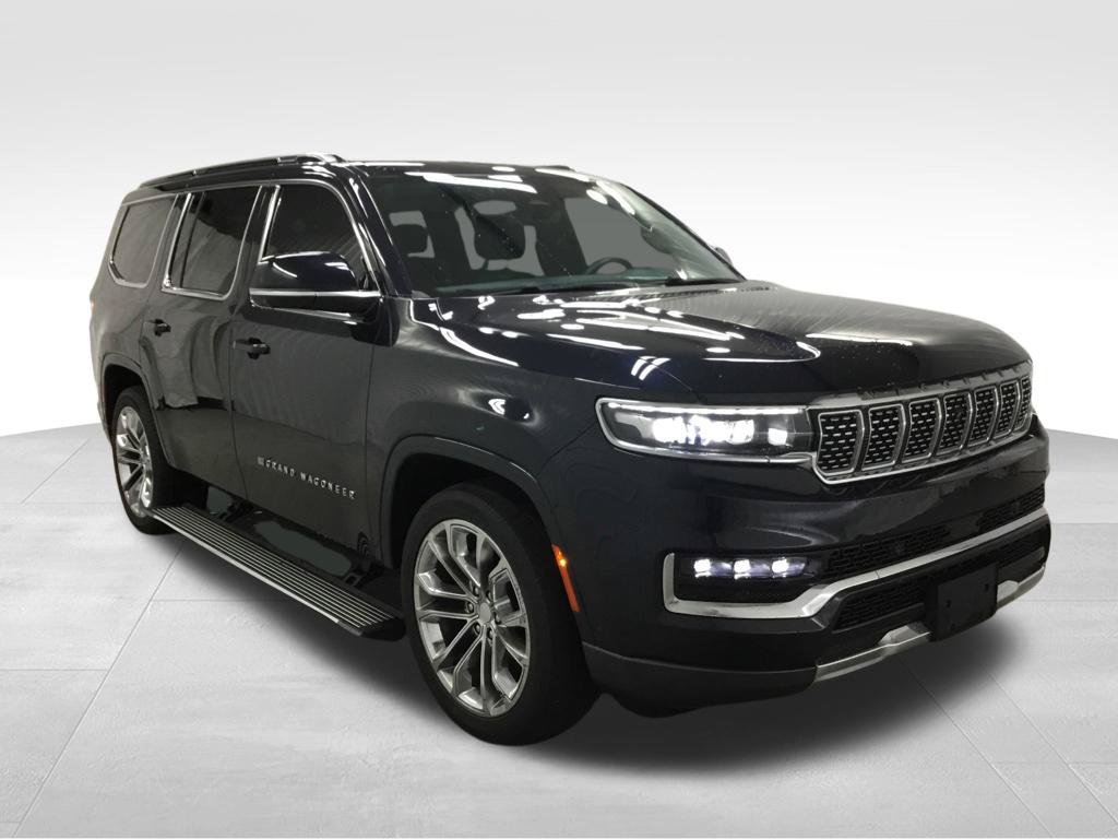 Used 2022 Jeep Grand Wagoneer Series II AWD/4WD image 3