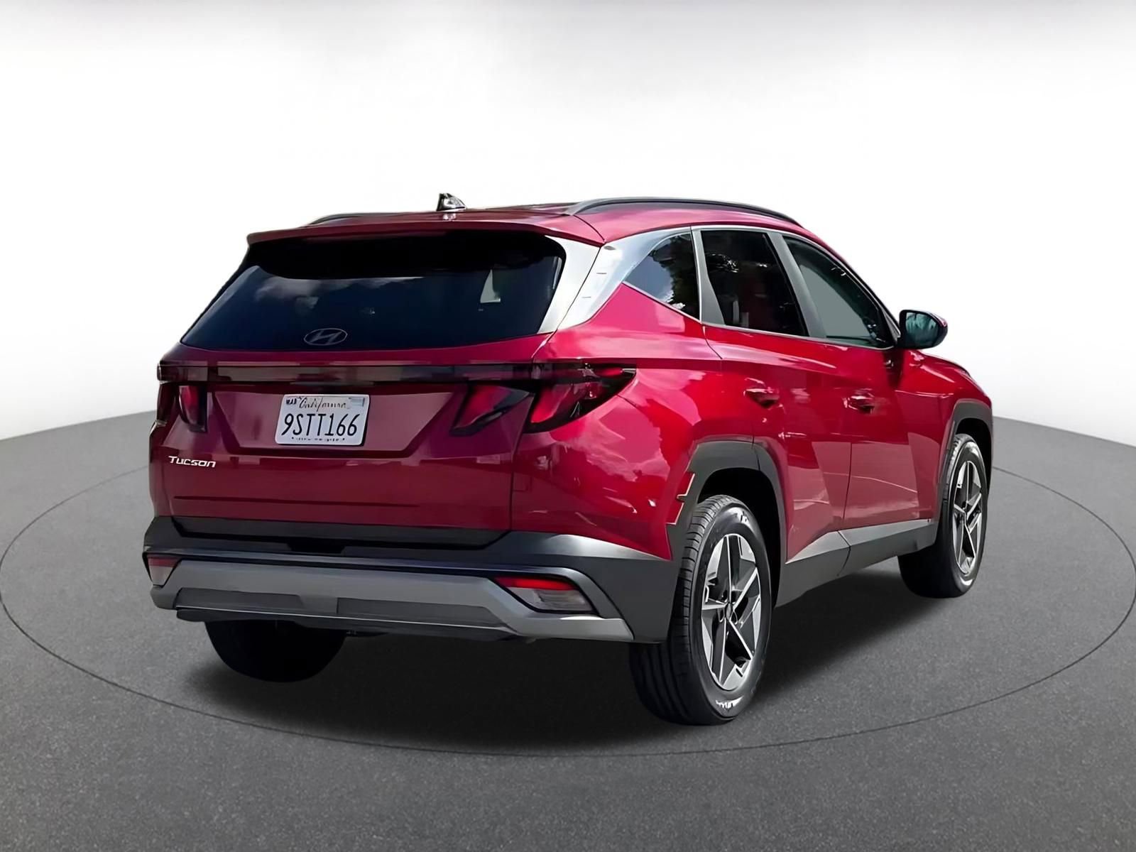 Used 2025 Hyundai Tucson SEL FWD image 14