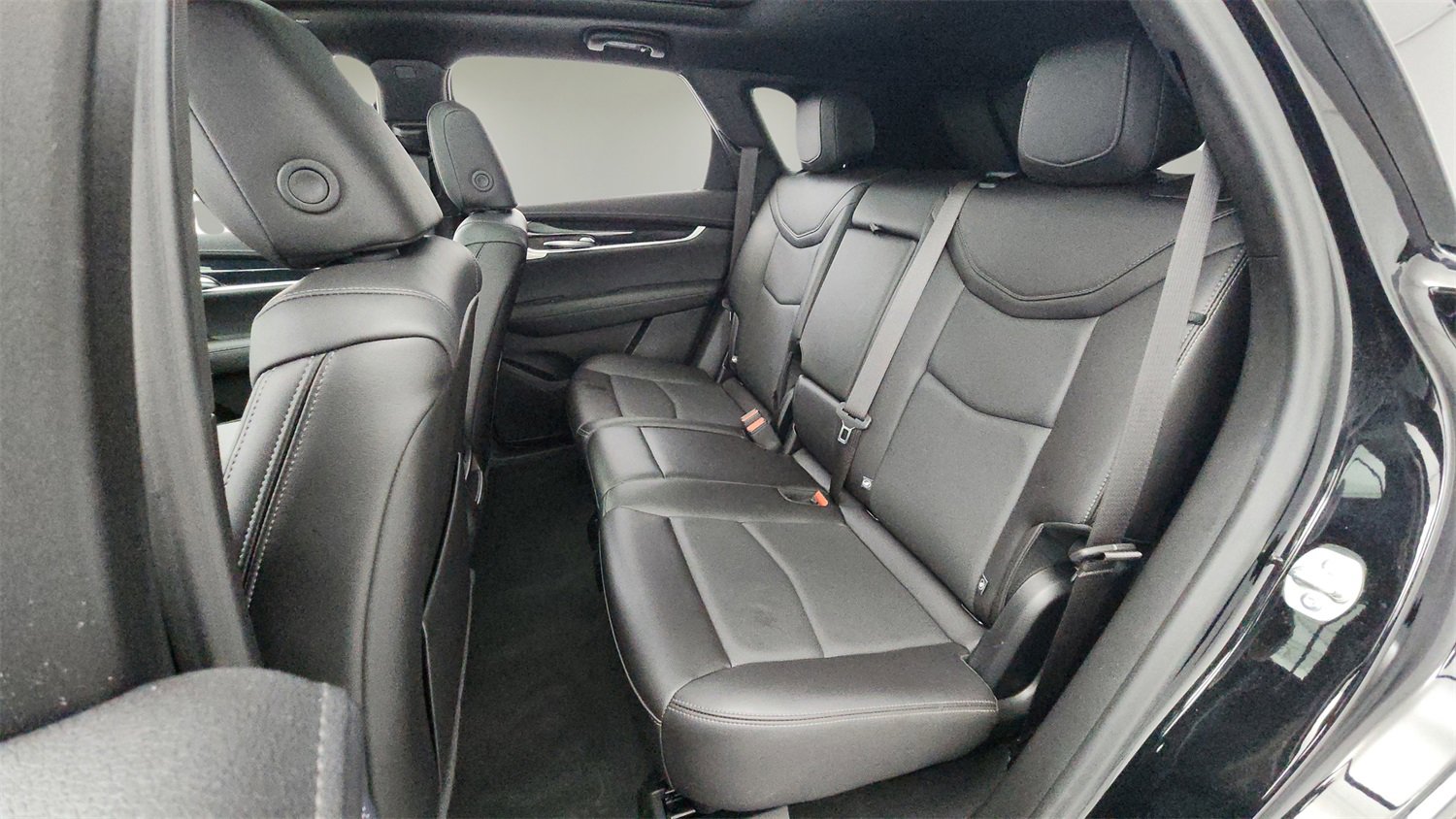 Used 2025 Cadillac XT5 Premium Luxury image 23