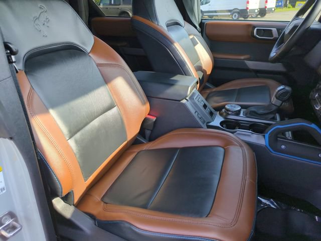 Used 2023 Ford Bronco Outer Banks w/ Sasquatch Package AWD/4WD image 34