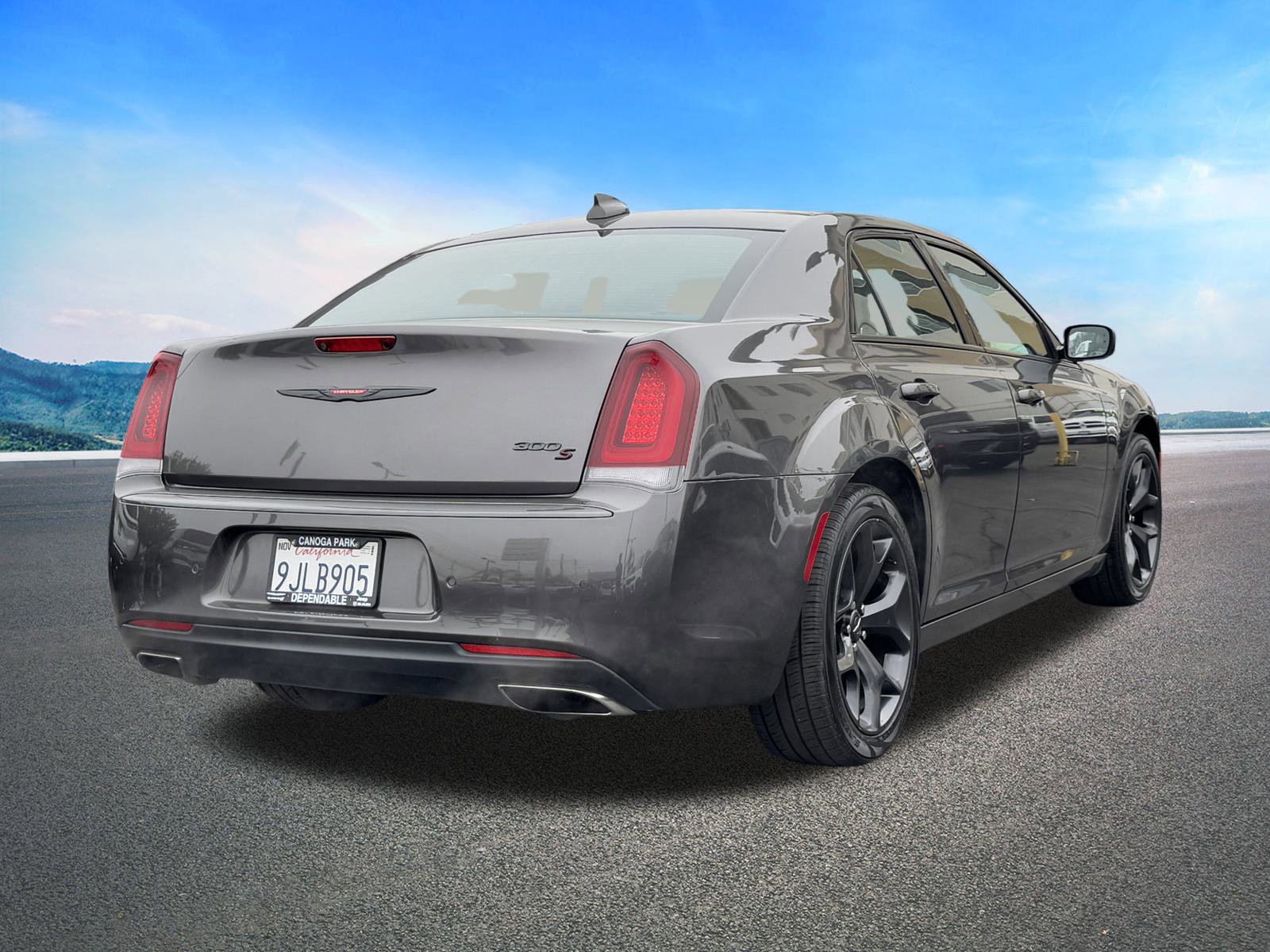 Certified 2021 Chrysler 300 S image 10