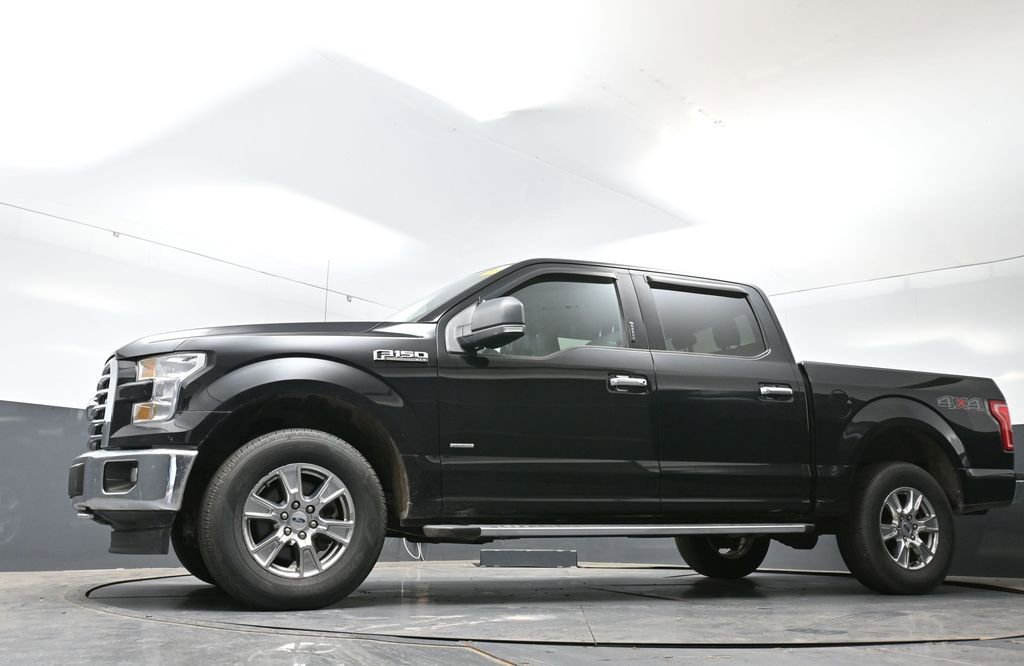 Used 2017 Ford F150 XLT w/ Equipment Group 302A Luxury AWD/4WD image 29
