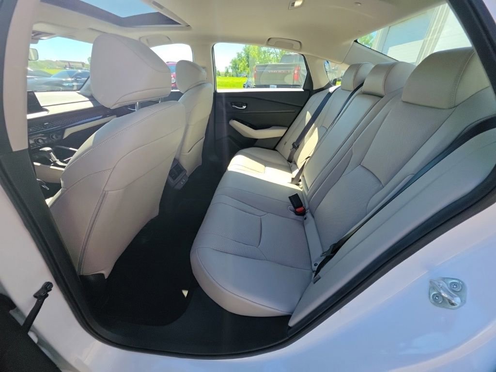 Used 2024 Honda Accord Touring image 27