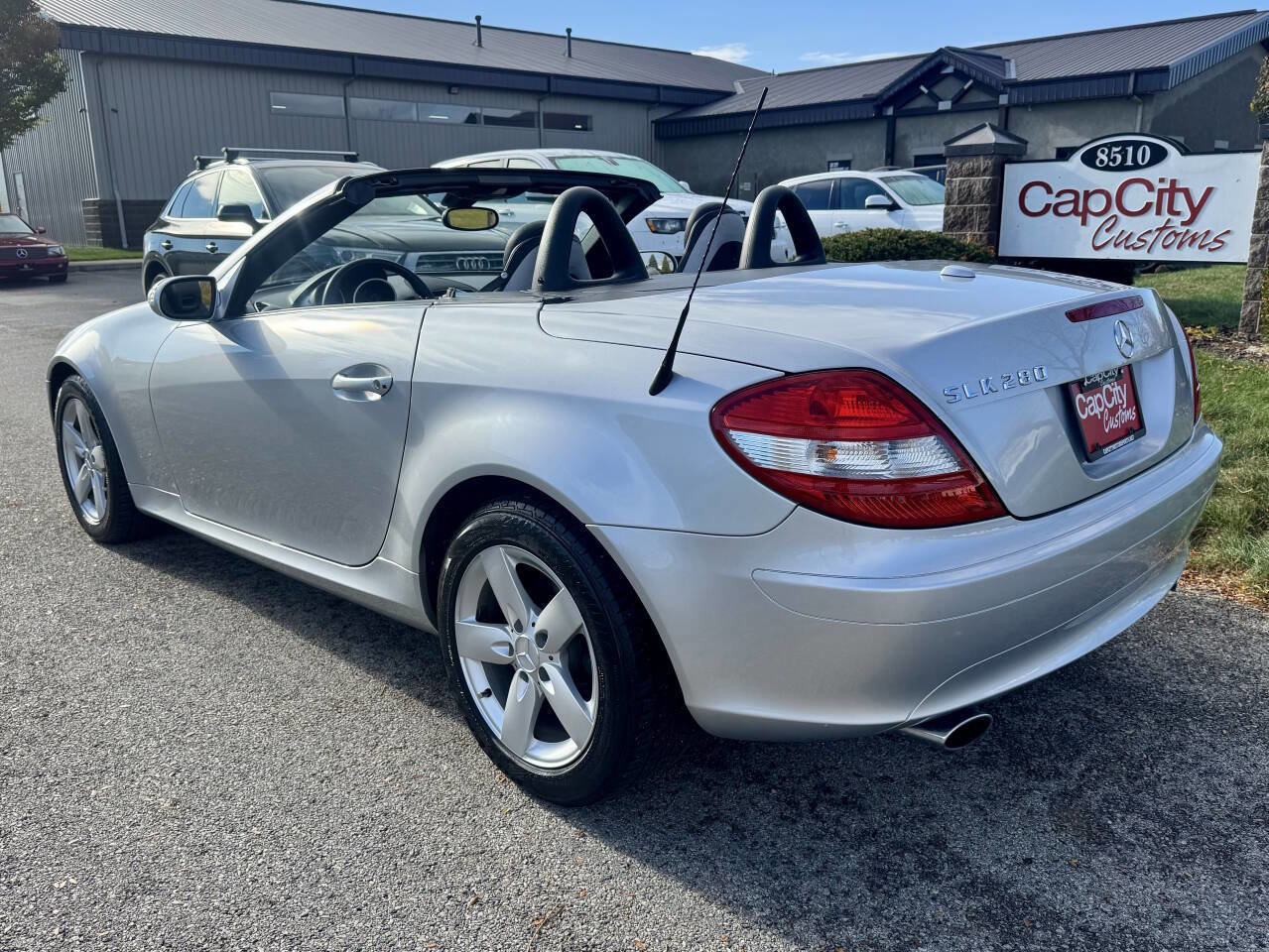 Used 2007 Mercedes-Benz SLK 280 image 4