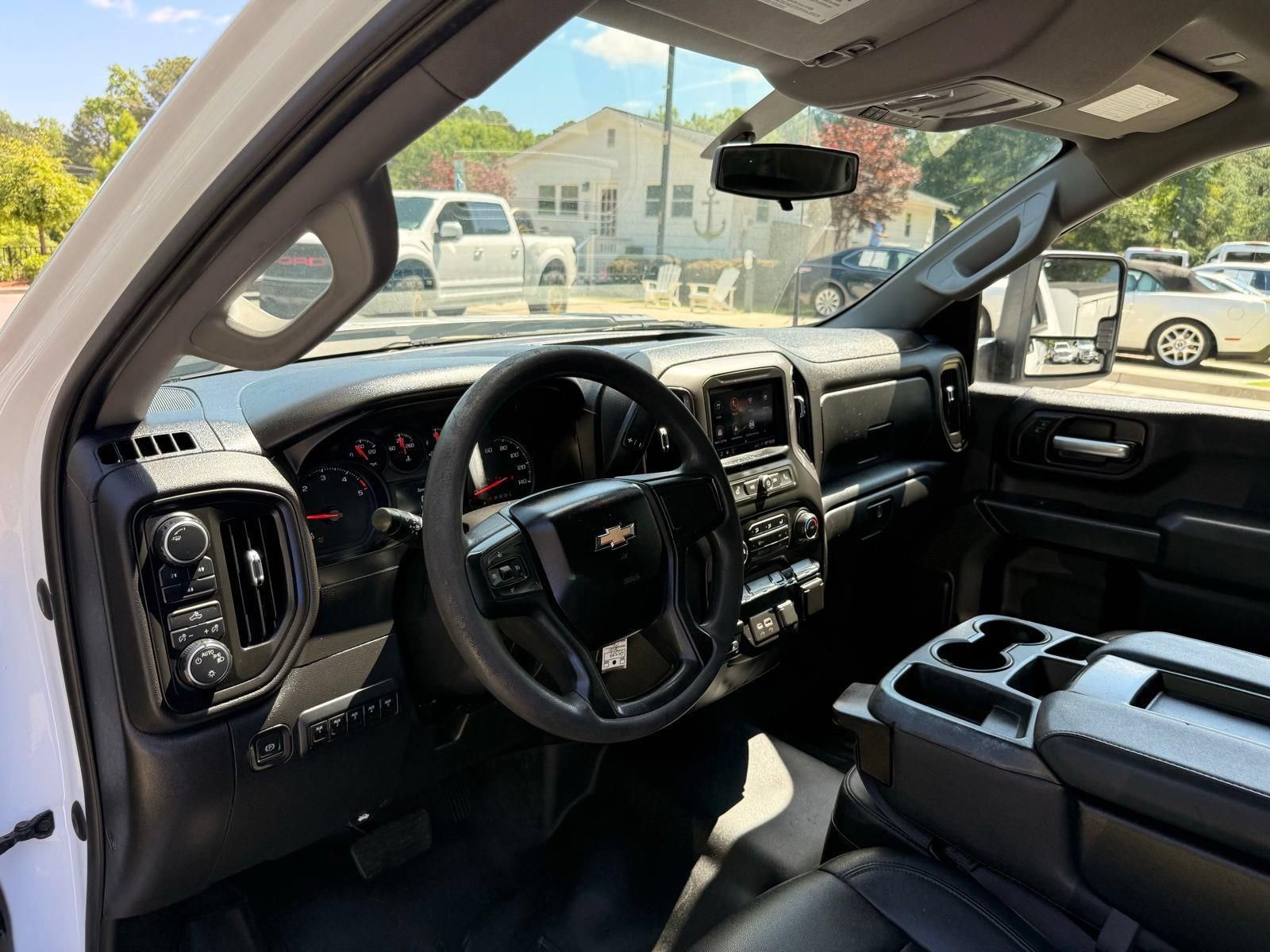 Used 2021 Chevrolet Silverado 2500 W/T w/ WT Convenience Package AWD/4WD image 17