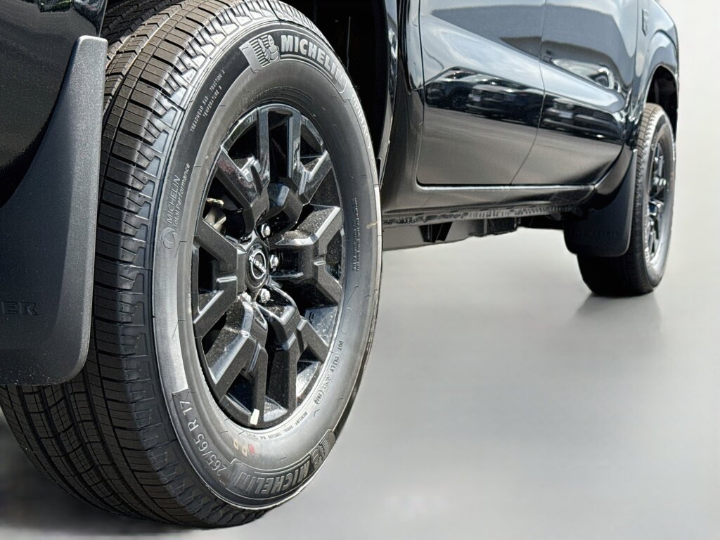 New 2026 Nissan Frontier SV AWD/4WD image 16
