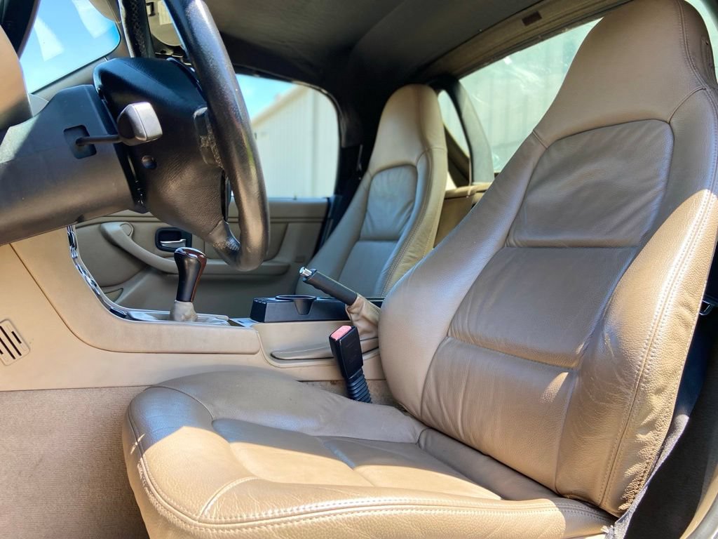 Used 2002 BMW Z3 3.0i RWD image 23