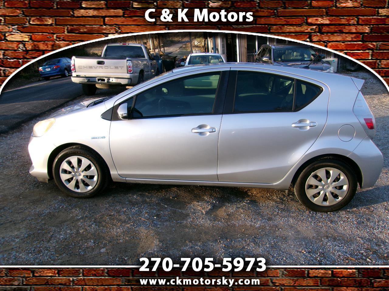 Used 2013 Toyota Prius C Two FWD image 1