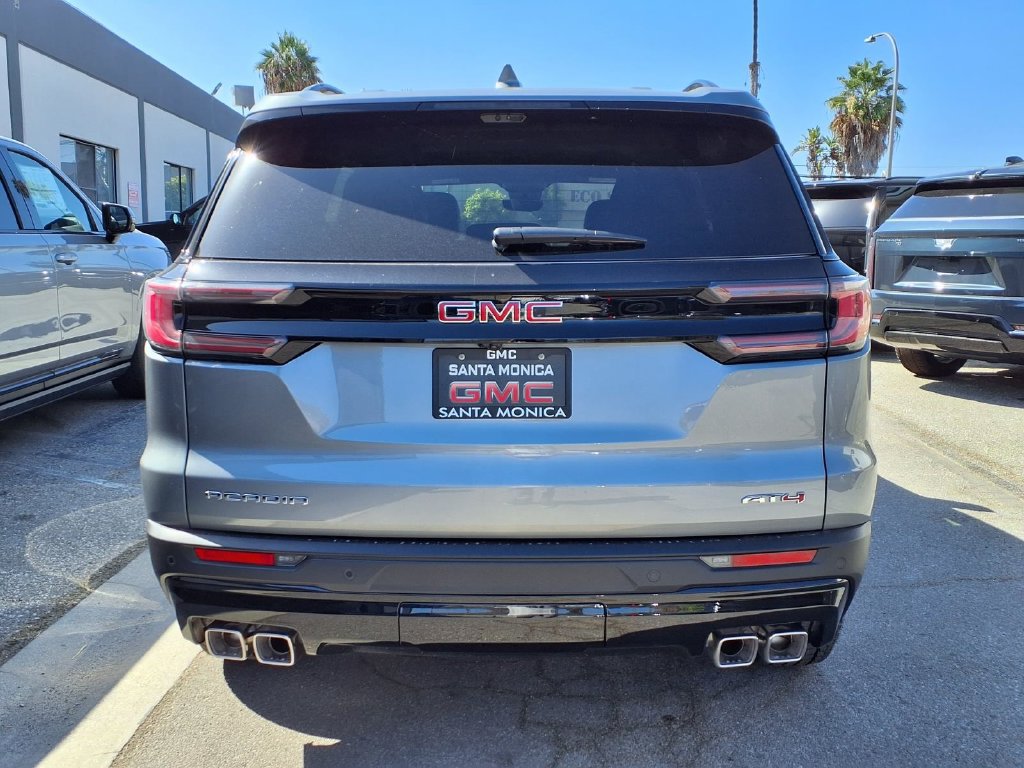 New 2027 GMC Acadia AT4 w/ Luxury Package AWD/4WD image 9