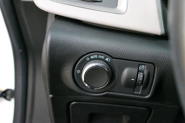 Used 2017 Buick Verano Convenience FWD image 14