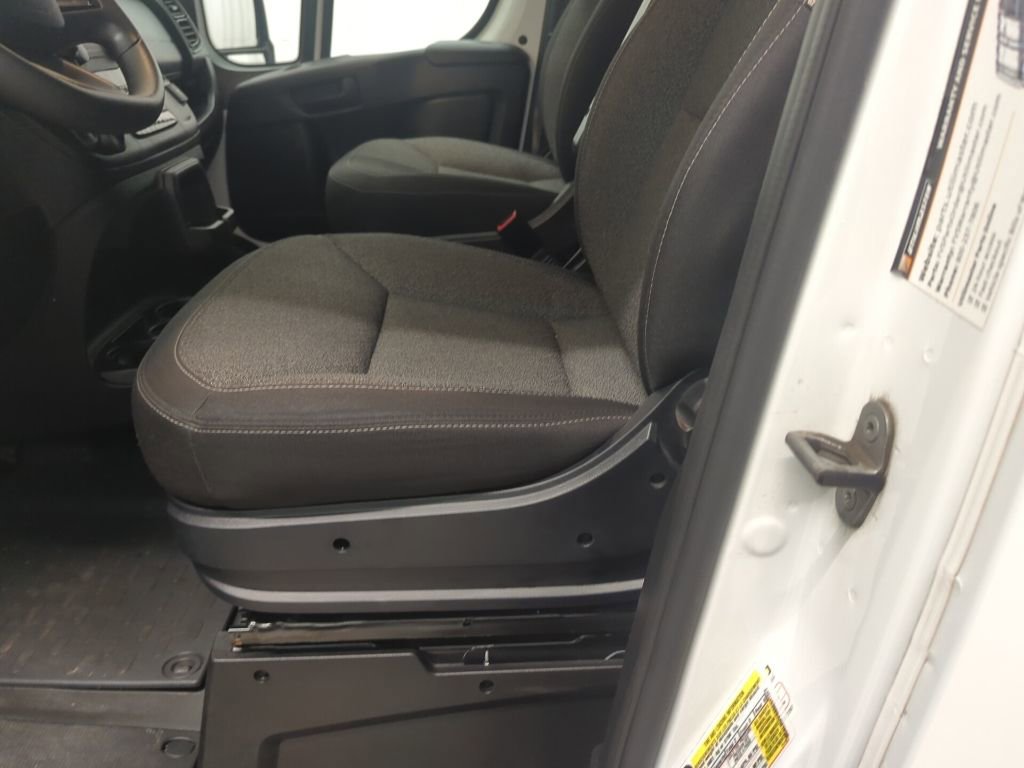 Used 2025 RAM ProMaster 2500 w/ U-Haul Equipment Group FWD image 13