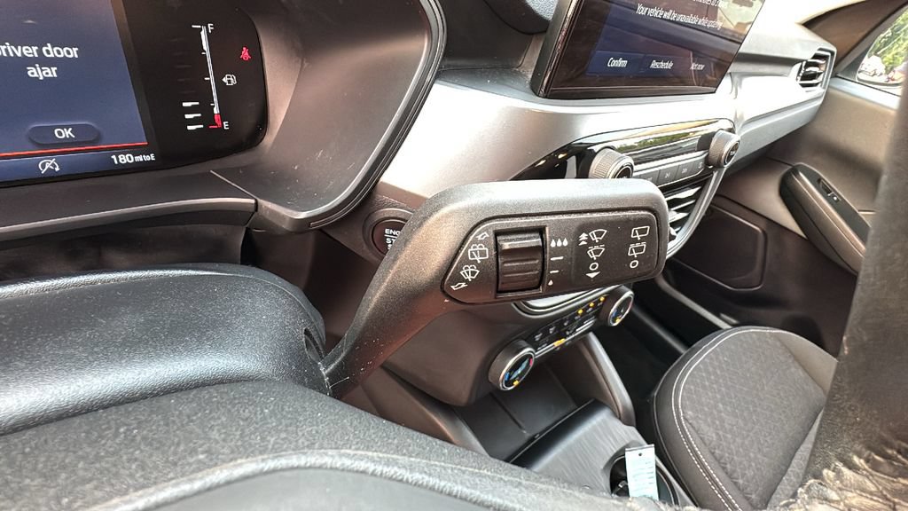 Used 2024 Ford Escape Active FWD image 18