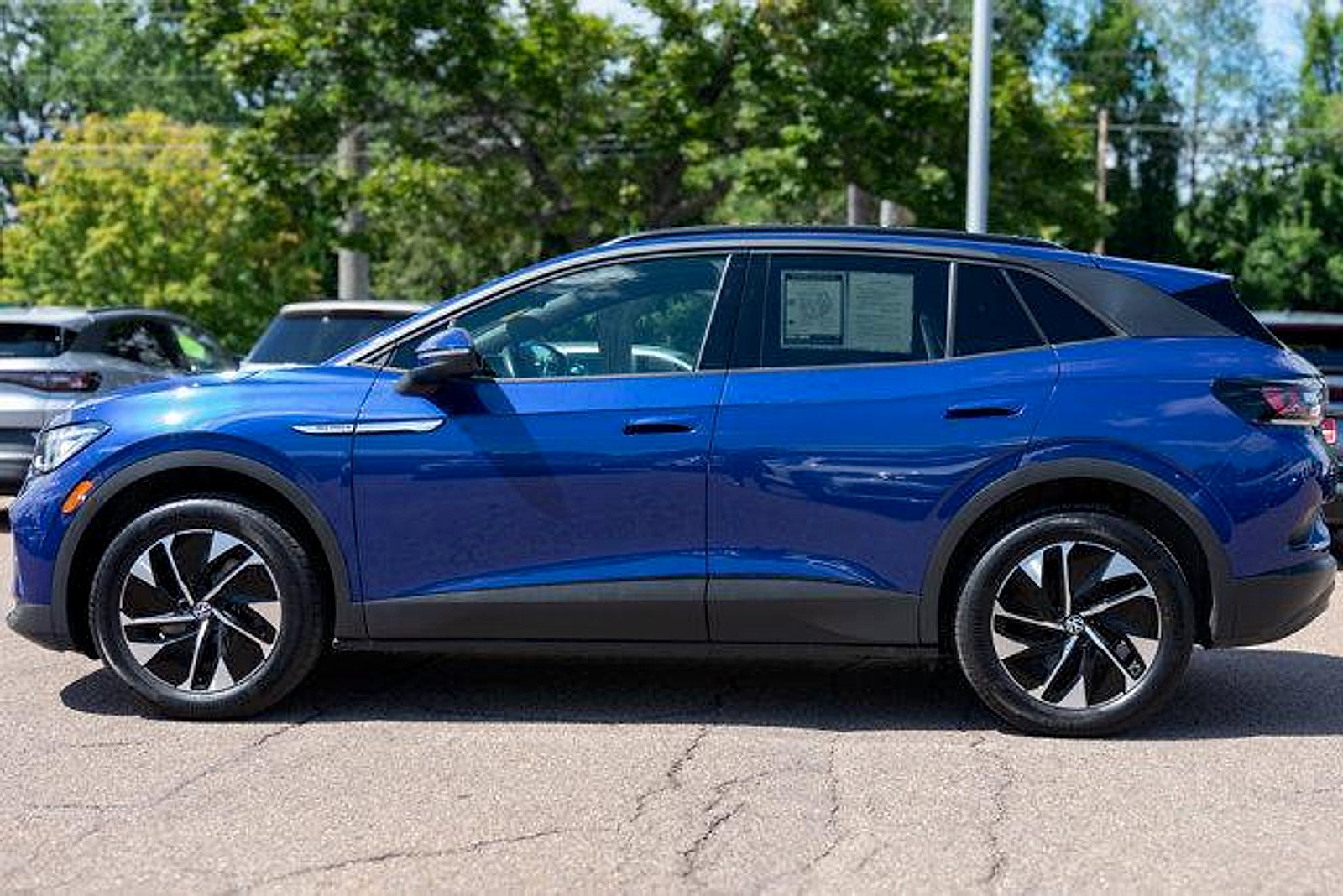 Certified 2022 Volkswagen ID.4 Pro S AWD/4WD image 3