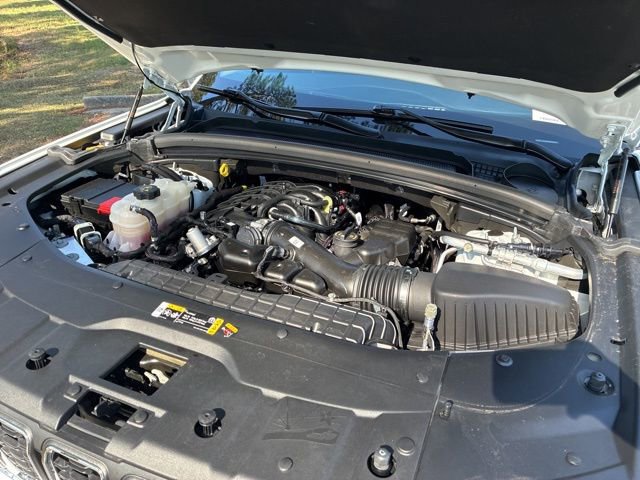 Used 2023 Jeep Grand Cherokee L Laredo w/ Luxury Tech Group I RWD image 19