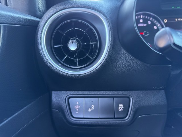 Used 2023 Kia Forte GT-Line image 13