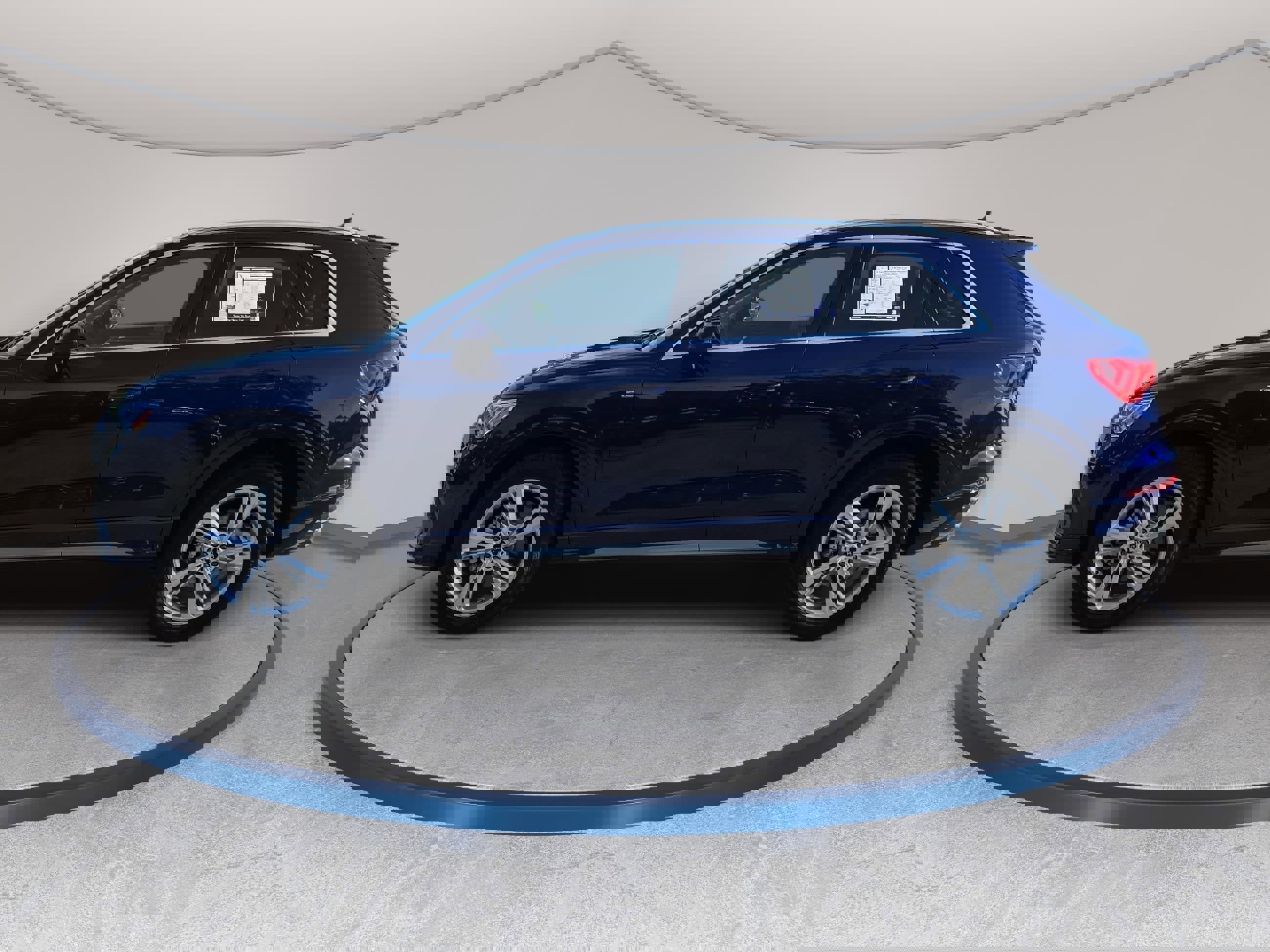 Used 2024 Audi Q3 2.0T Premium Plus image 8