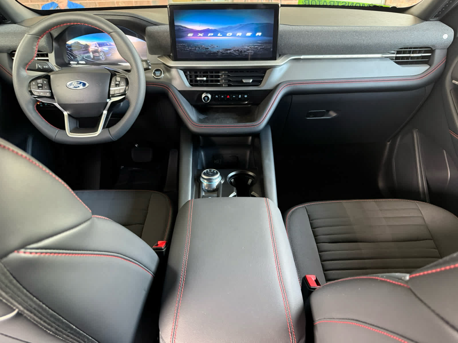 Used 2026 Ford Explorer ST-Line w/ ST-Line Street Pack AWD/4WD image 19