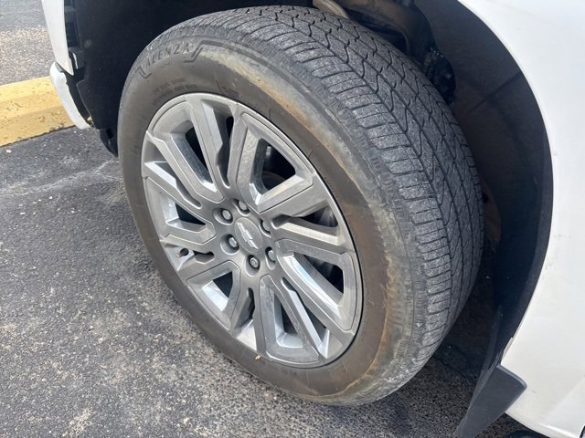 Used 2019 Chevrolet Silverado 1500 High Country w/ High Country Premium Package image 8