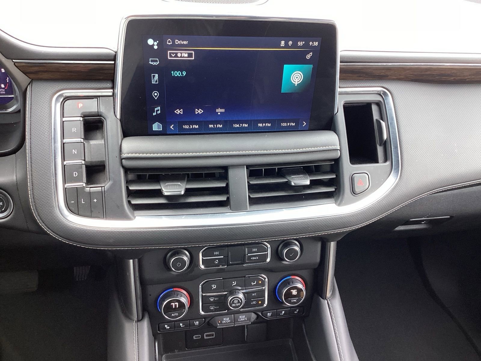 Used 2024 Chevrolet Tahoe Premier image 19